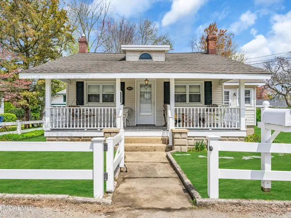 409 Barnegat Boulevard, Beachwood, NJ 08722