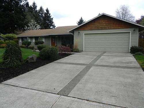 1st image of 15704 NE 42nd St