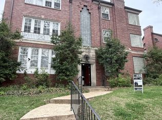 7539 Oxford Dr APT 2W, Saint Louis, MO 63105