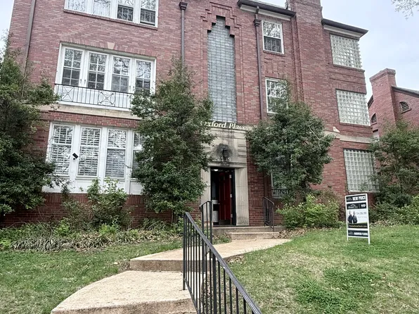 7539 Oxford Dr APT 2W, Saint Louis, MO 63105