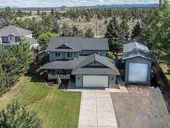 2nd image of 61097 Ferguson Ct
