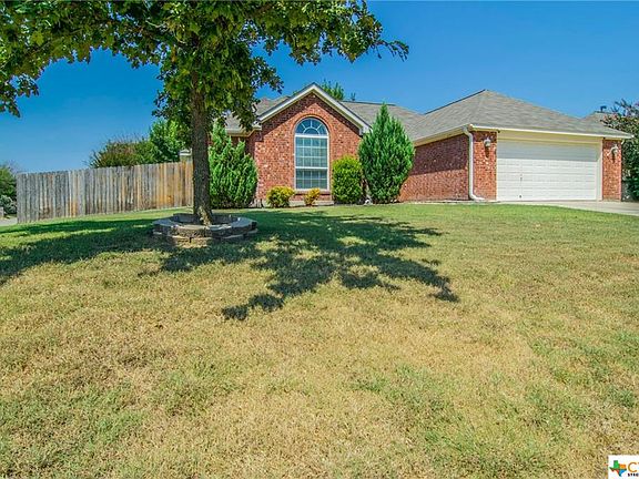 3rd image of 1216 Westway Dr