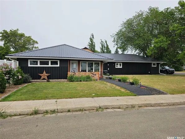 398 5th AVENUE E, Unity, SK S0K 4L0