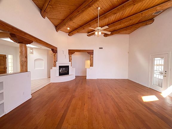 3rd image of 6331 Pima Pl NW