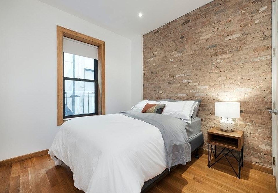 1st image of 68 Thompson St APT 4C
