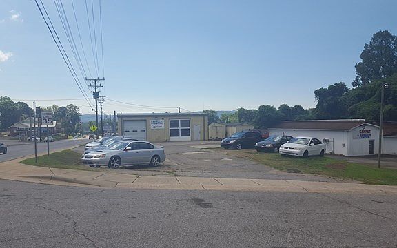 4th image of 1305 2nd St