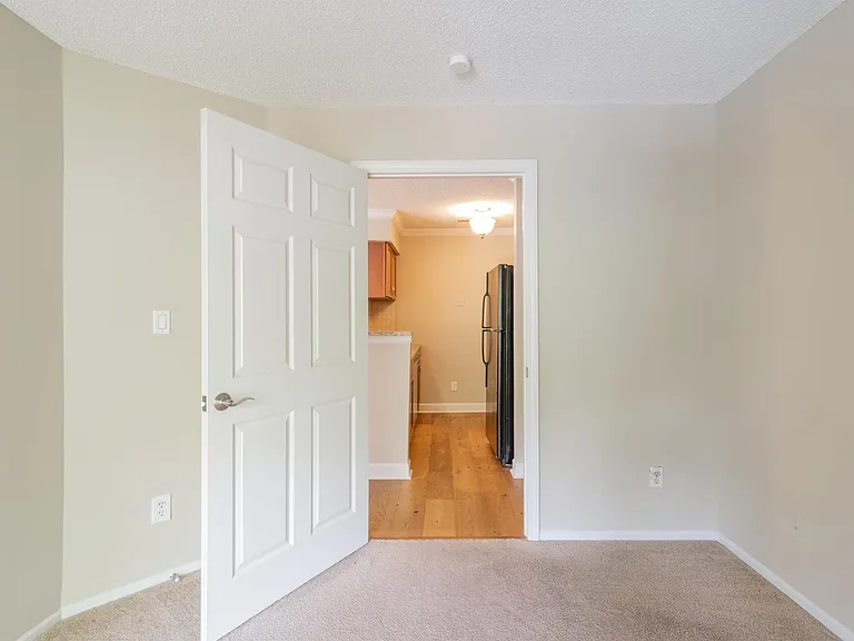 2516 Cranbrook Ln #1-11 — Photo 18