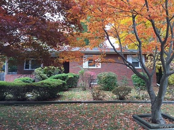 4th image of 20 Freedman Ave