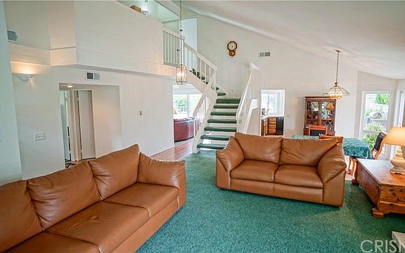 3rd image of 25410 Cariz Dr