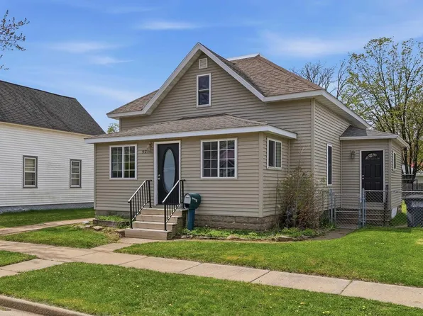 921 10TH AVENUE NORTH, Wisconsin Rapids, WI 54495