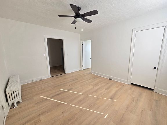 3rd image of 29 Broad St #2BEDAPT