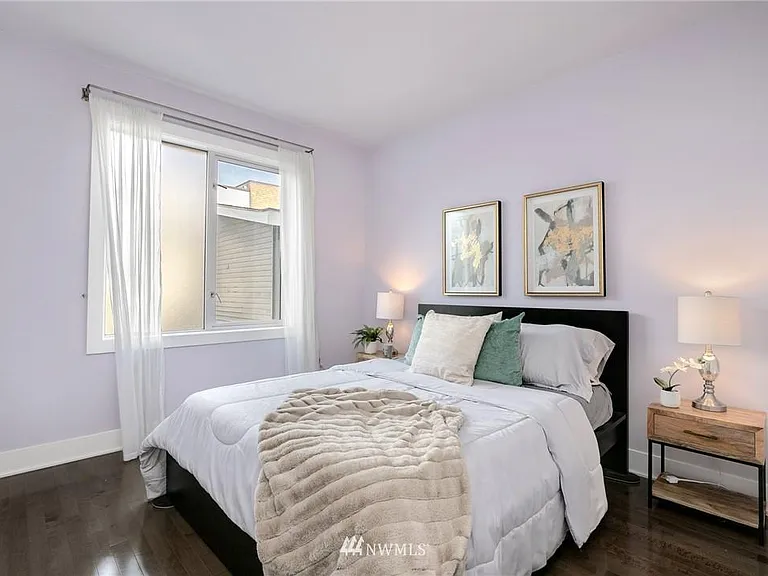 1609 Summit Ave #302 — Photo 8