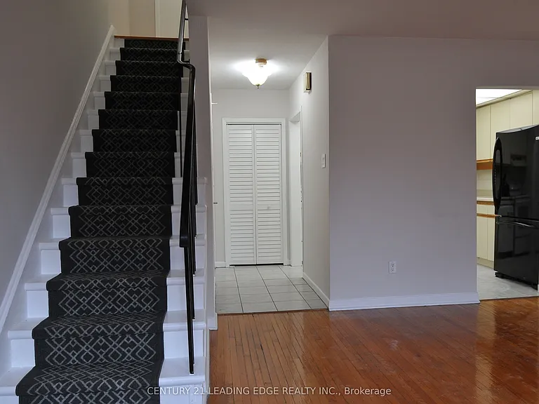 1013 Pape Ave #A — Photo 7