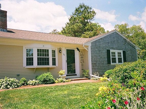  Perennial Gardens