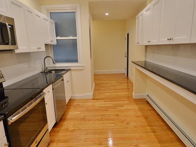 35 Brookline St #17 — Photo 6