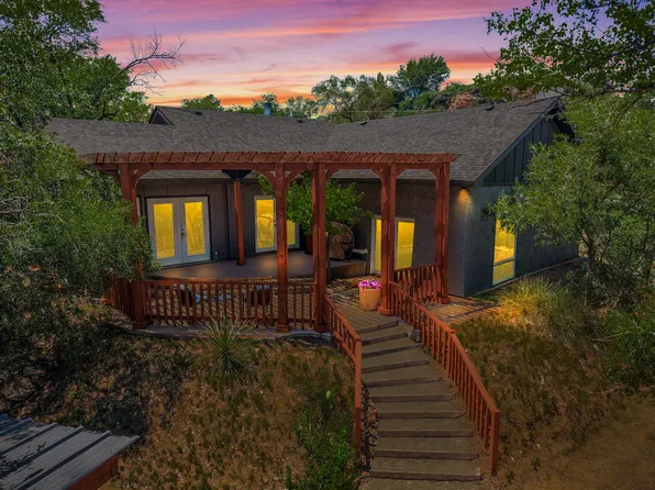 188 Pony Express Trl, Lubbock, TX 79404