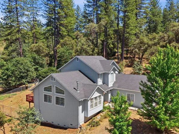 20337 Patrick Ln, Tuolumne, CA 95379