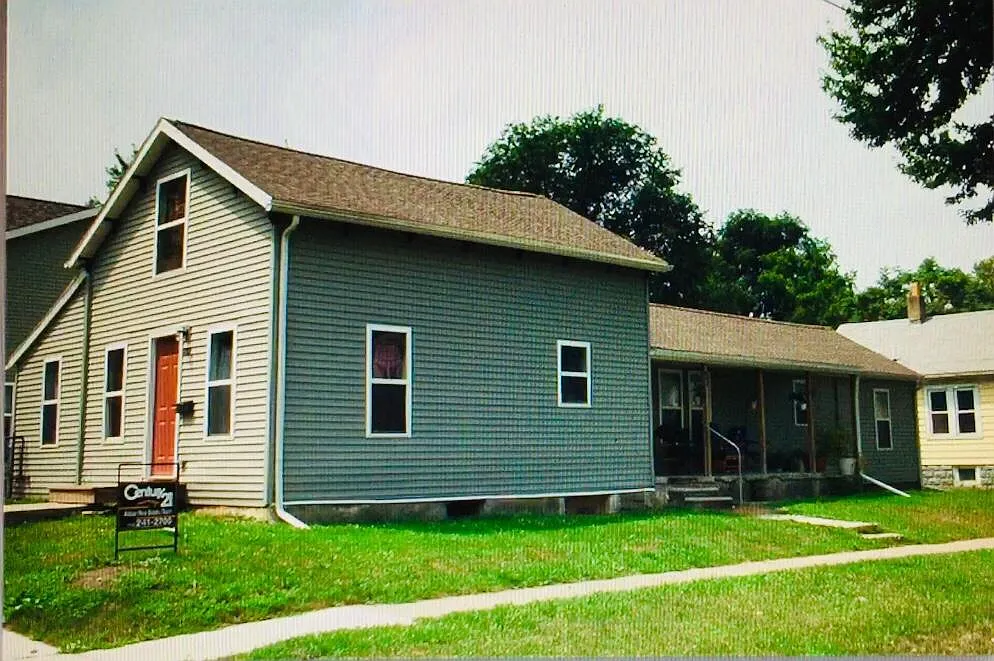 802 Smith St — Photo 1