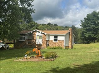 87 Valley Green Dr, Indiana, PA 15701