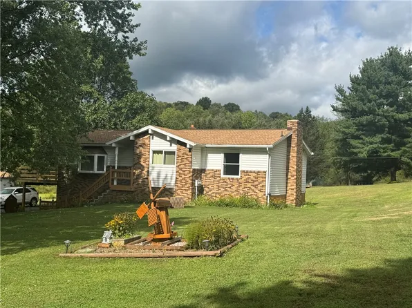 87 Valley Green Dr, Indiana, PA 15701
