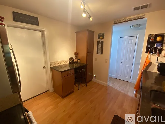 9035 Vineyard Lake Dr — Photo 6