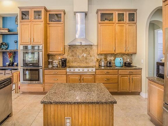 2nd image of 6438 County Road 561
