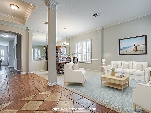 3rd image of 226 Bradfield Ln