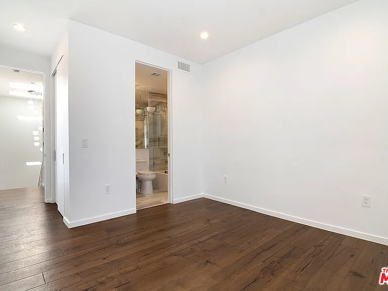 1621 S Bedford St — Photo 26