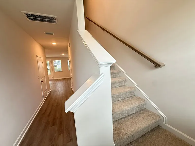 467 Martins Creek Blvd — Photo 11