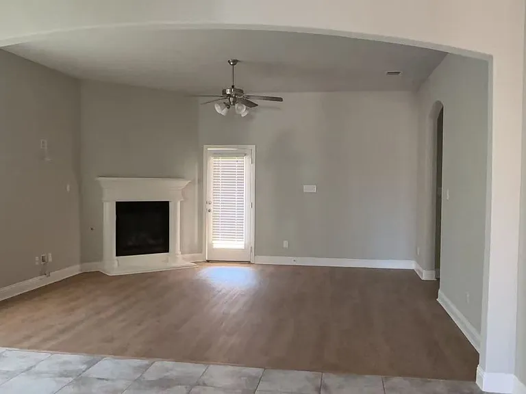 811 Knox Dr — Photo 10