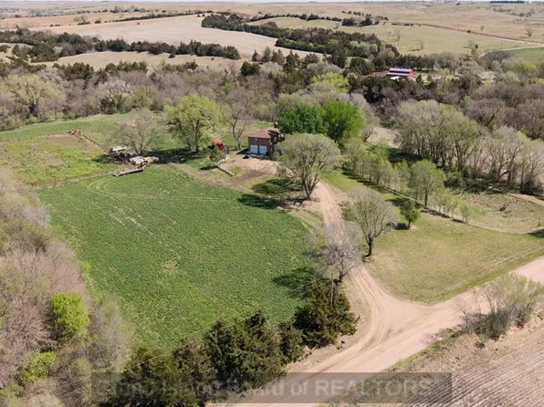 582 19th Ave, Saint Paul, NE 68873