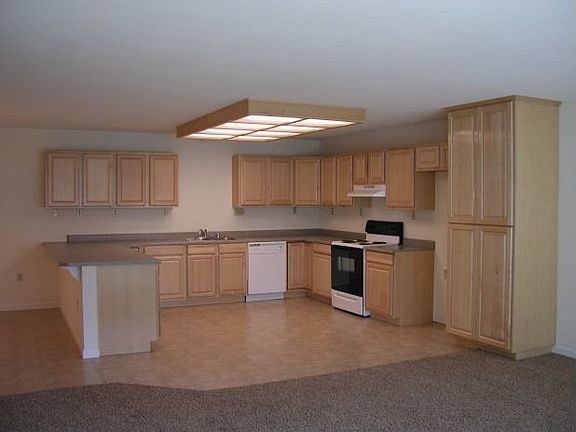 4th image of 2842 Pine Creek Ct