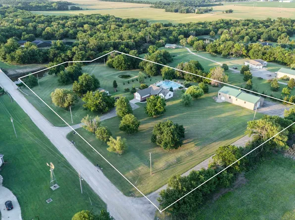 12220 N Seneca St, Sedgwick, KS 67135