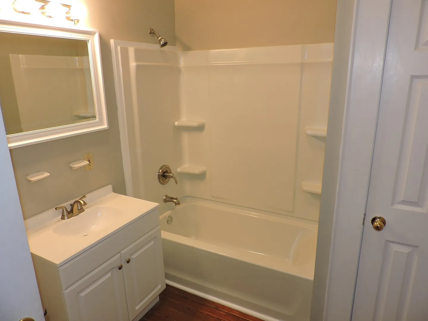 Magnolia House - 1747 Paul W Bryant Drive — Photo 2