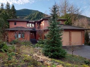 25877 E Bright Ave, Welches, OR