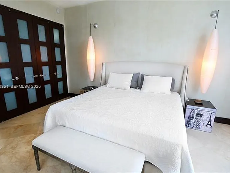 100 S Pointe Dr #601 — Photo 10