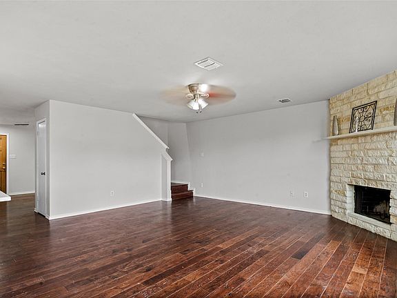 3rd image of 1210 Maritime Ln