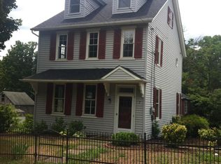 7 New Galena Rd, Line Lexington, PA 18932