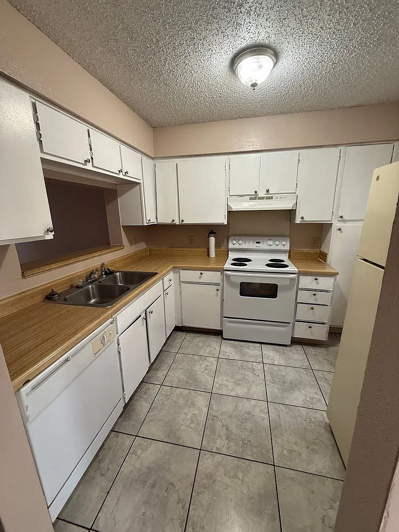 2 bedroom 2 bath condo in Plantation II Townhomes — Photo 1