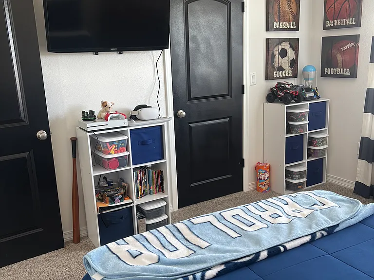4884 Kensington Ln — Photo 35
