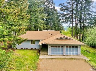 91 NE Rainier Pl S, Belfair, WA 98528