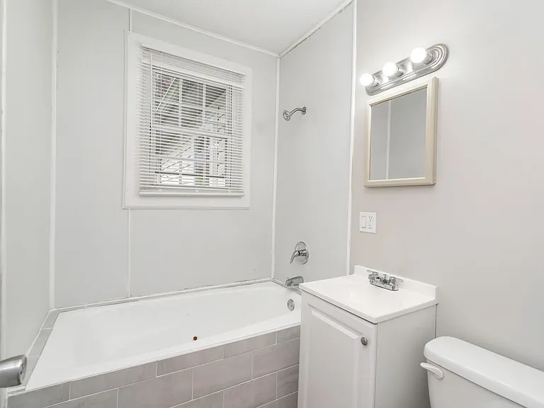4806 Central Avenue Pike #1 — Photo 12