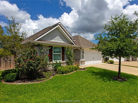 2nd image of 3404 Alsace Ct
