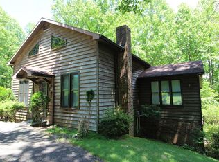 35 Racket Dr, Fancy Gap, VA 24328