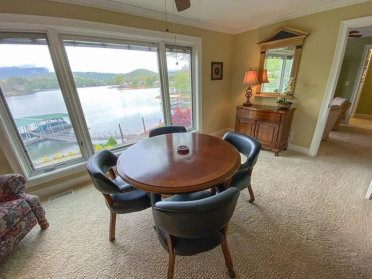 662 Waters Edge Cv — Photo 10