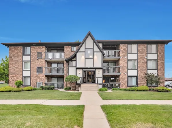 13651 Lamon Ave APT B09, Crestwood, IL 60418