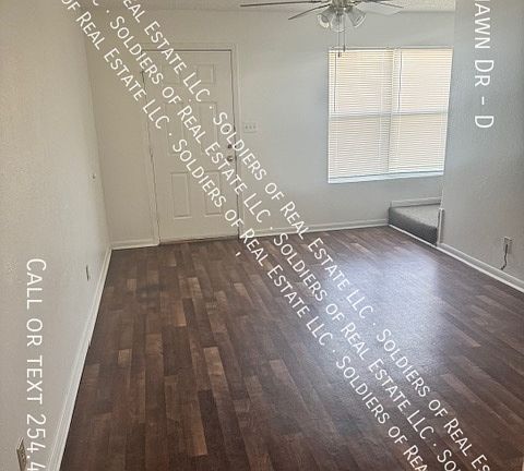 5th image of 4305 Shawn Dr APT D