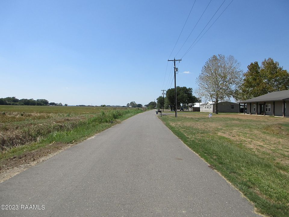 2nd image of Ronald Rd #D