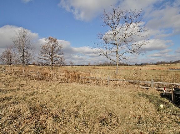 4th image of 1625 Burr Oak Dr