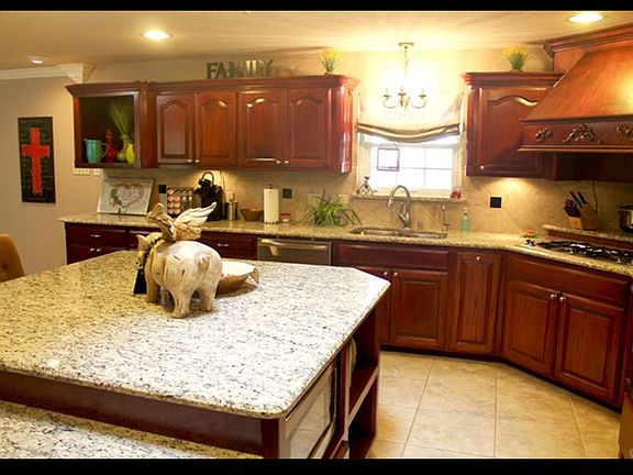 2nd image of 3765 Blossom Ln